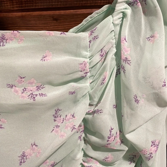 Cute Top - Picture 6 of 10